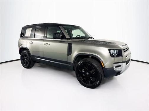 2025 Land Rover Defender 110 P300