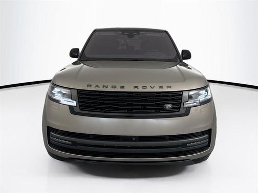 2023 Land Rover Range Rover P530 SE