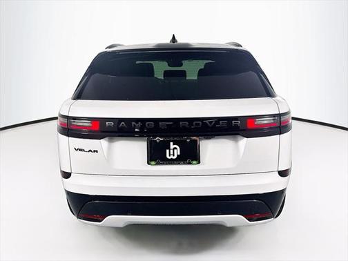 2026 Land Rover Range Rover Velar P250 SE R-Dynamic