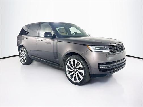 2025 Land Rover Range Rover P530 SE