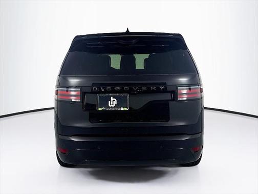 2025 Land Rover Discovery P360 Dynamic SE