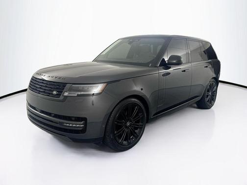Gray 2025 Land Rover Range Rover P400 SE