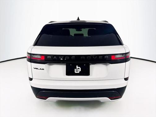 2026 Land Rover Range Rover Velar P250 SE R-Dynamic