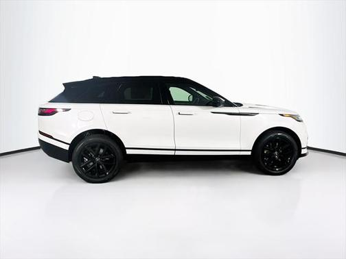 2026 Land Rover Range Rover Velar Dynamic SE