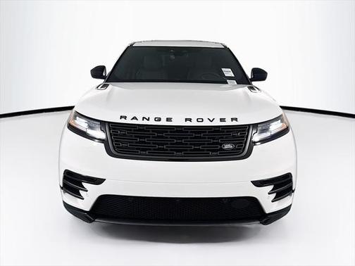 2026 Land Rover Range Rover Velar P250 SE R-Dynamic