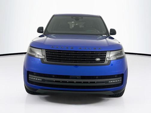 Velocity Blue SV Bespoke Ultra Metallic Gloss 2026 Land Rover Range Rover P400 SE 7 Seat