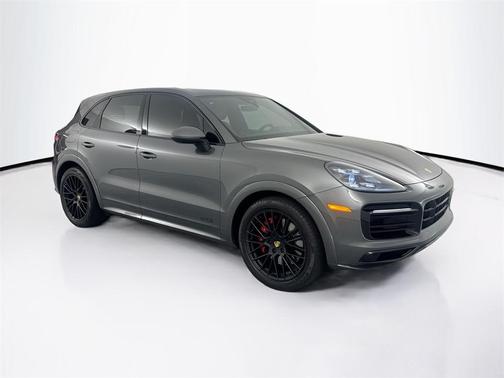 2021 Porsche Cayenne GTS