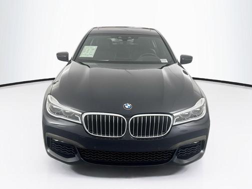 2019 BMW 750 I