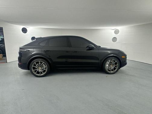 Black 2023 Porsche Cayenne Turbo