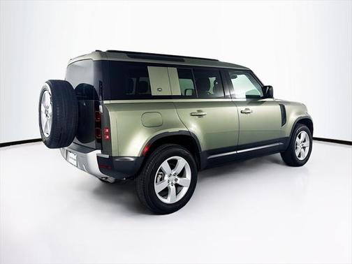 2024 Land Rover Defender 110 P300