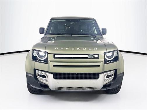 2024 Land Rover Defender 110 P300
