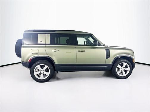 2024 Land Rover Defender 110 P300