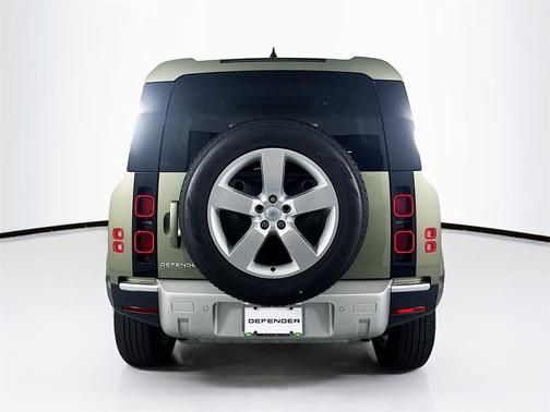 2024 Land Rover Defender 110 P300