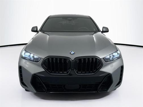 2025 BMW X6 xDrive40i
