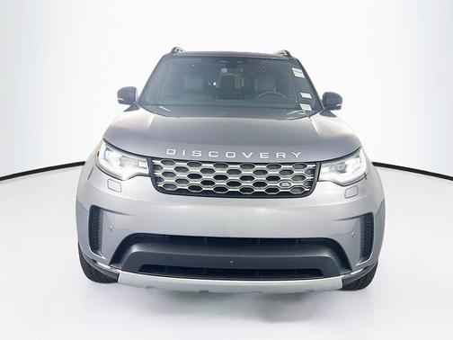 Eiger Grey Metallic 2025 Land Rover Discovery P300 S
