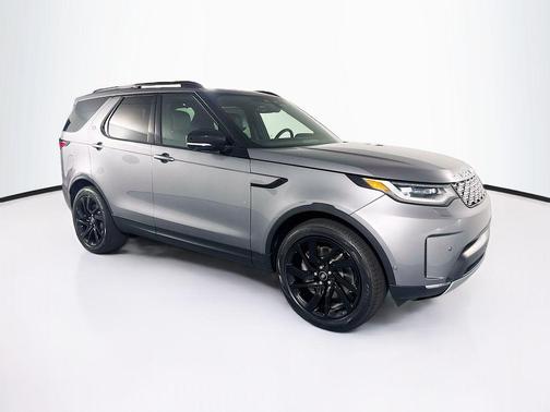 Eiger Grey Metallic 2025 Land Rover Discovery P300 S