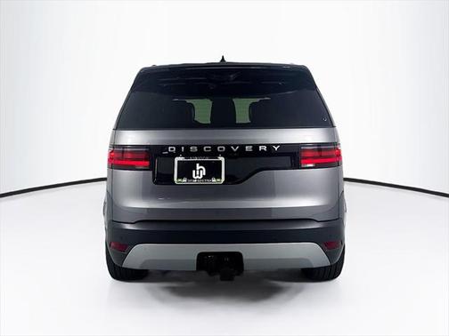 2025 Land Rover Discovery P300 S