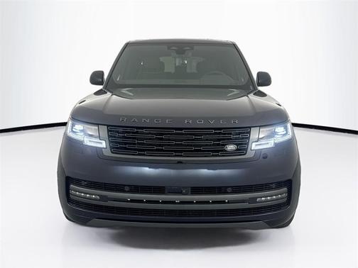 2026 Land Rover Range Rover P400 SE 7 Seat