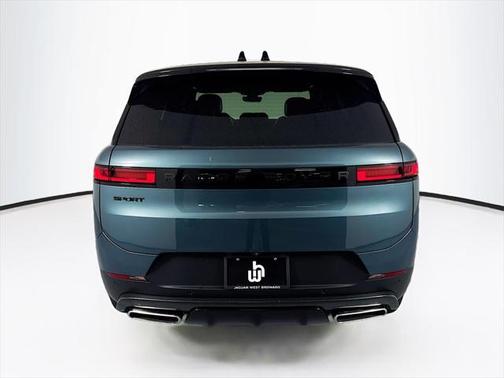2025 Land Rover Range Rover Sport SE