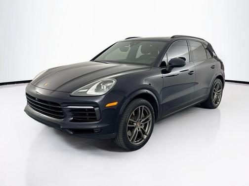 2023 Porsche Cayenne Platinum Edition