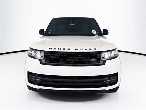 2025 Land Rover Range Rover P400 SE 7 Seat