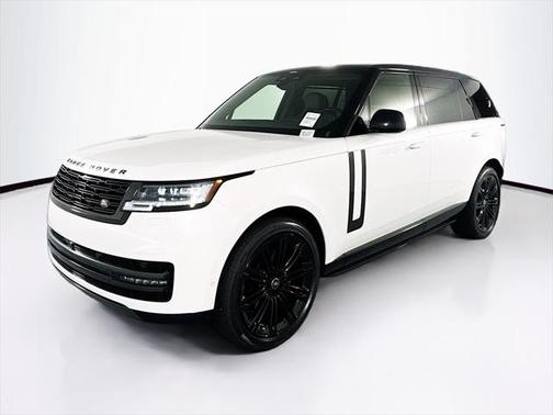2025 Land Rover Range Rover P400 SE 7 Seat