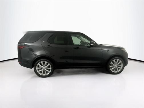 2026 Land Rover Discovery S