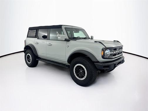 2022 Ford Bronco Outer Banks