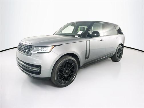 2025 Land Rover Range Rover P400 SE 7 Seat