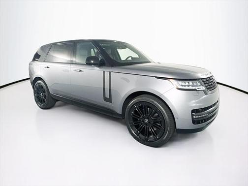 2025 Land Rover Range Rover P400 SE 7 Seat