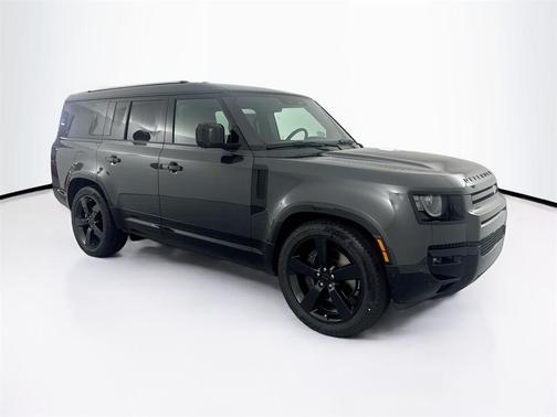 2026 Land Rover Defender P400 X-Dynamic SE