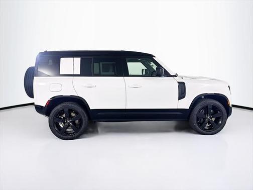 2025 Land Rover Defender 110 P400 X-Dynamic SE