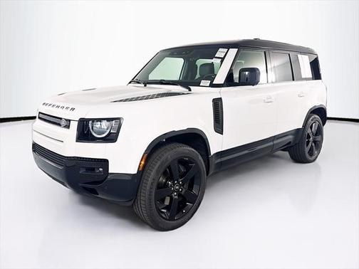 2025 Land Rover Defender 110 P400 X-Dynamic SE