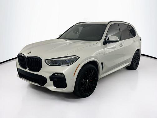 Mineral White Metallic 2021 BMW X5 sDrive40i