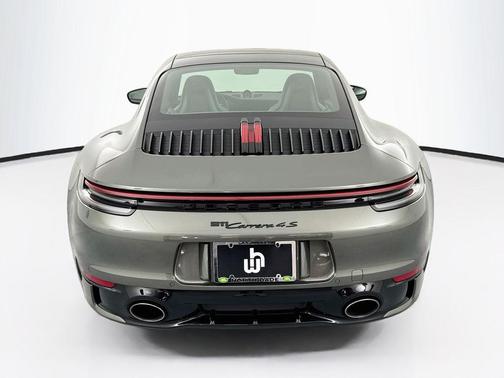 Agate Grey Metallic 2022 Porsche 911 Carrera 4S