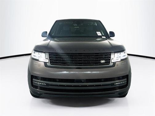 2025 Land Rover Range Rover P530 SE 7 Seat