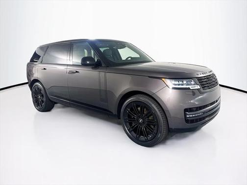 2025 Land Rover Range Rover P530 SE 7 Seat