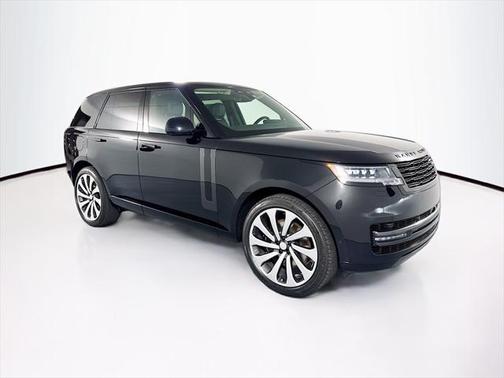 2025 Land Rover Range Rover P530 SE