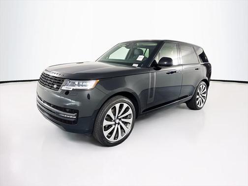 2025 Land Rover Range Rover P530 SE
