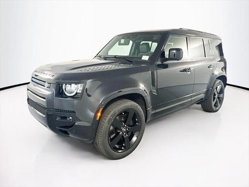 2025 Land Rover Defender 110 P400 X-Dynamic SE