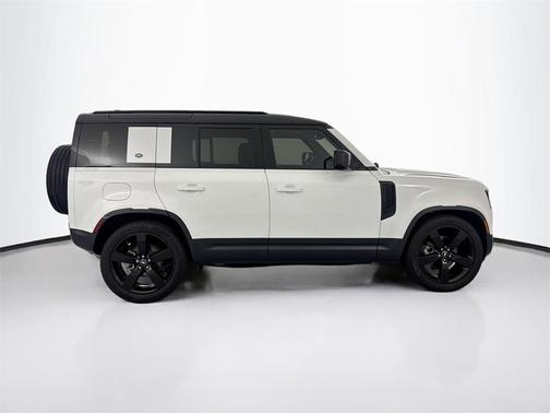 2024 Land Rover Defender 110 P300