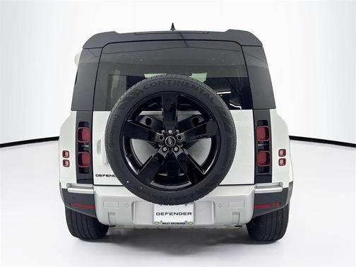 2024 Land Rover Defender 110 P300