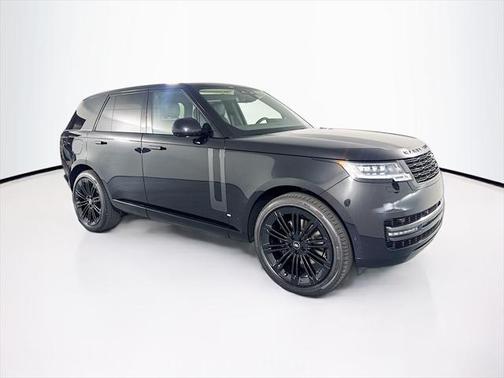 2025 Land Rover Range Rover P400 SE