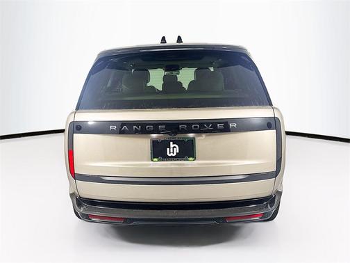 2025 Land Rover Range Rover P400 SE