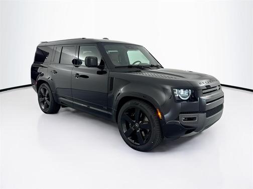 2025 Land Rover Defender V8