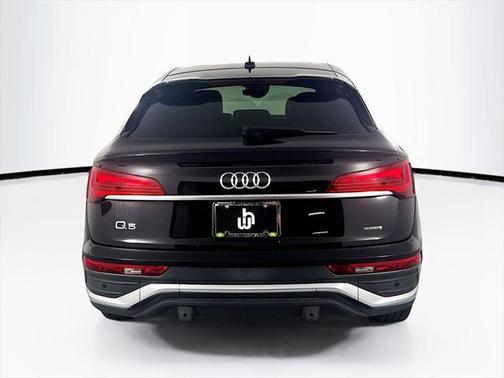 2021 Audi Q5 45 Premium Plus