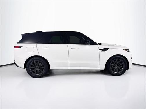 2023 Land Rover Range Rover Sport SE