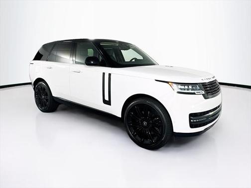 2025 Land Rover Range Rover P400 SE