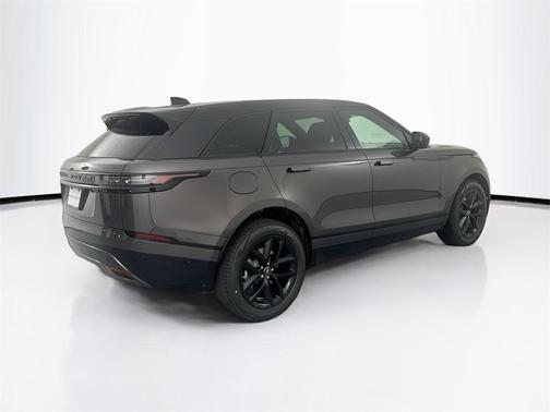 2026 Land Rover Range Rover Velar P250 SE R-Dynamic