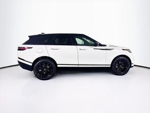 2026 Land Rover Range Rover Velar P250 SE R-Dynamic